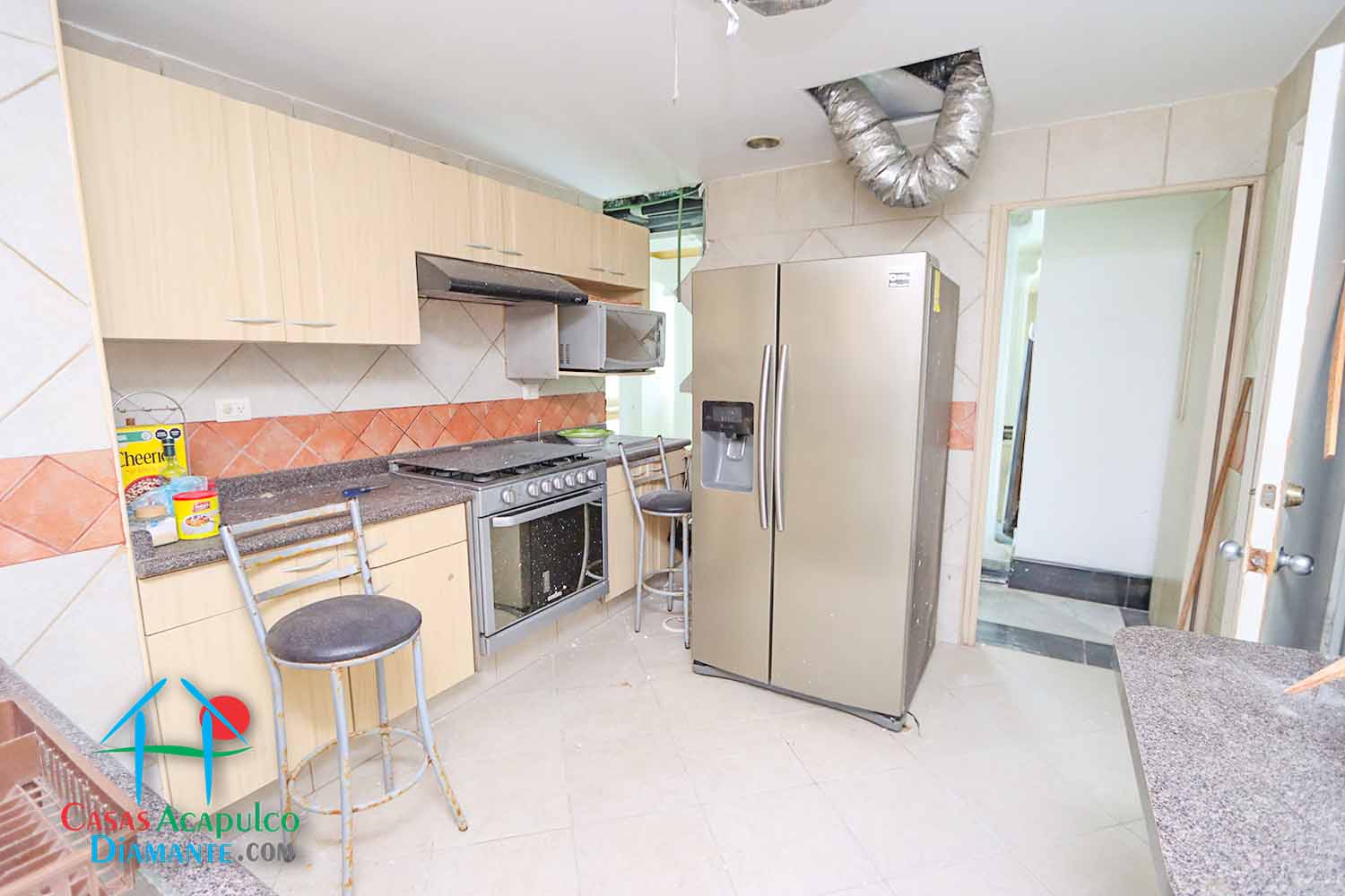 Maralago E 1201 - Cocina después de Otis 3